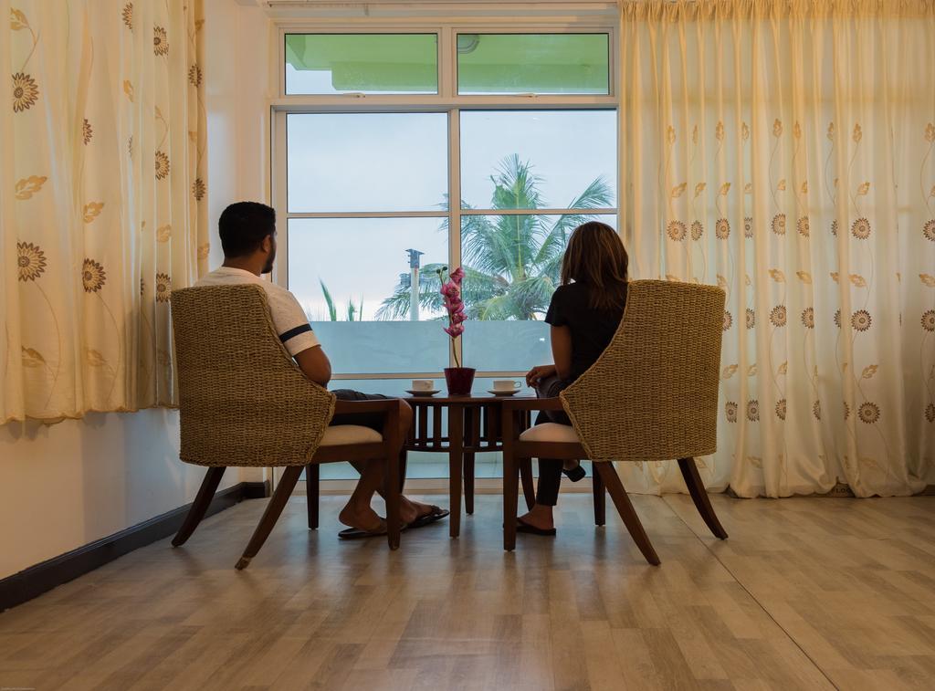 Rivers Beach & Spa 훌루말레 외부 사진