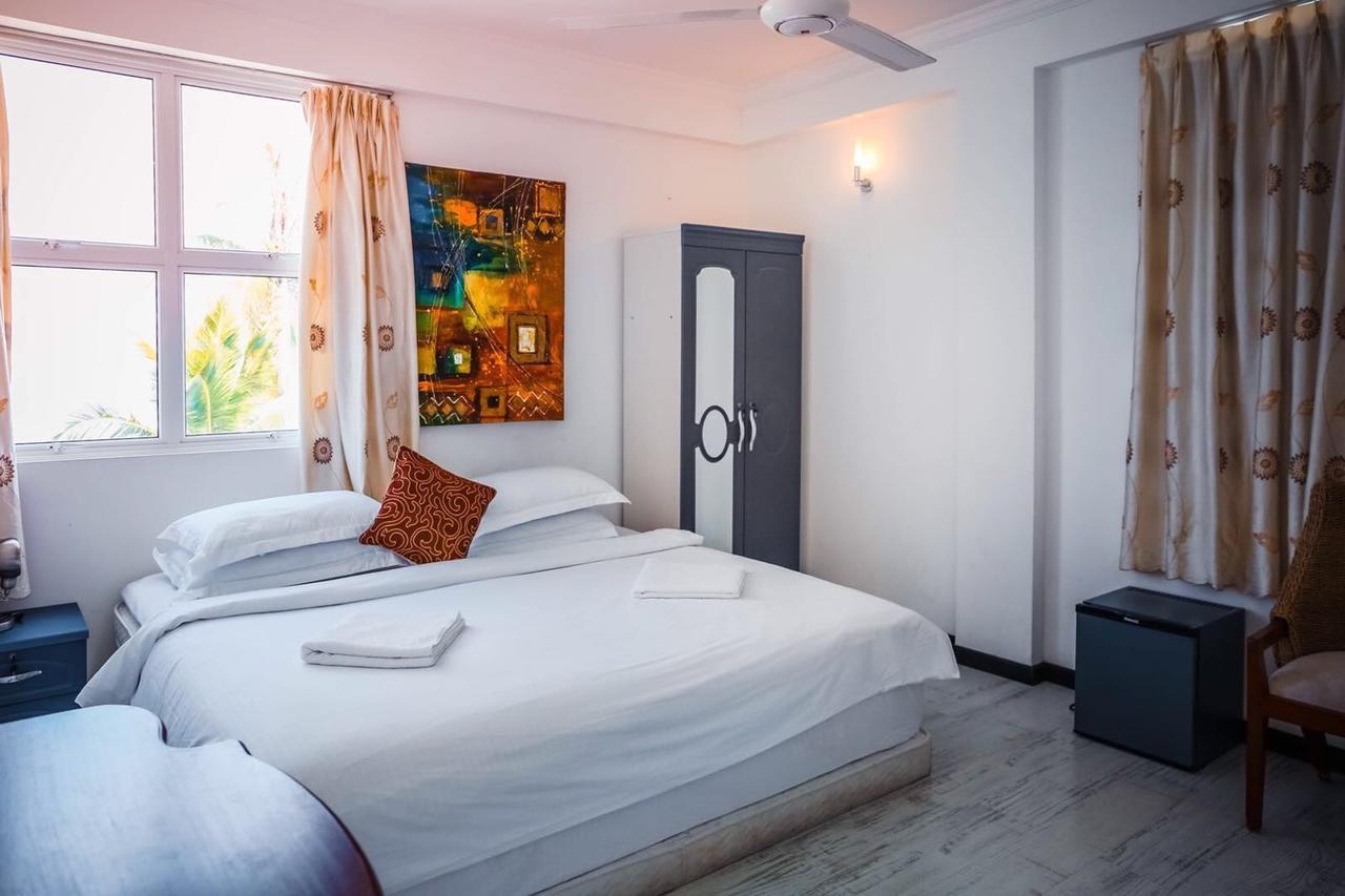 Rivers Beach & Spa 훌루말레 외부 사진