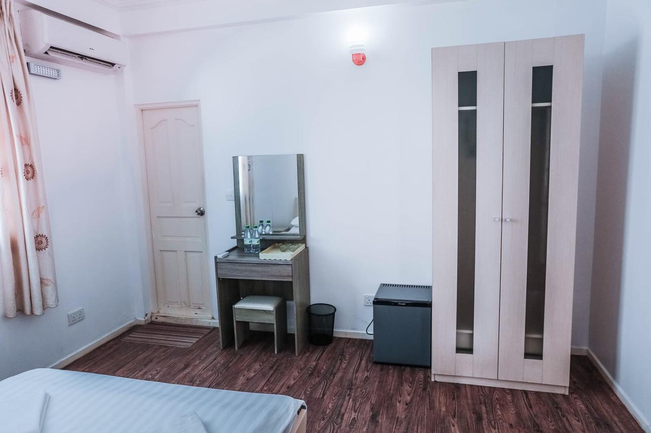 Rivers Beach & Spa 훌루말레 외부 사진