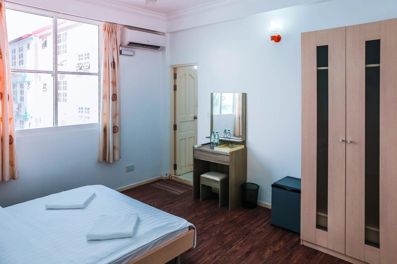 Rivers Beach & Spa 훌루말레 외부 사진
